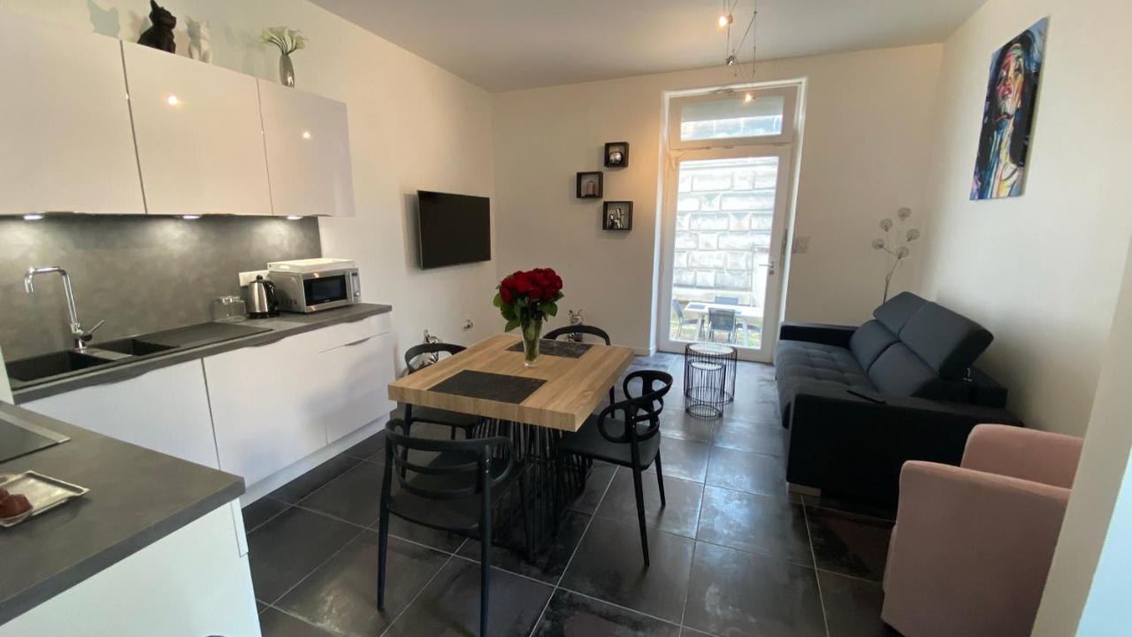 Apartment Raymond Poincare *
