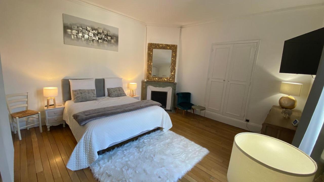 Apartment Raymond Poincare *